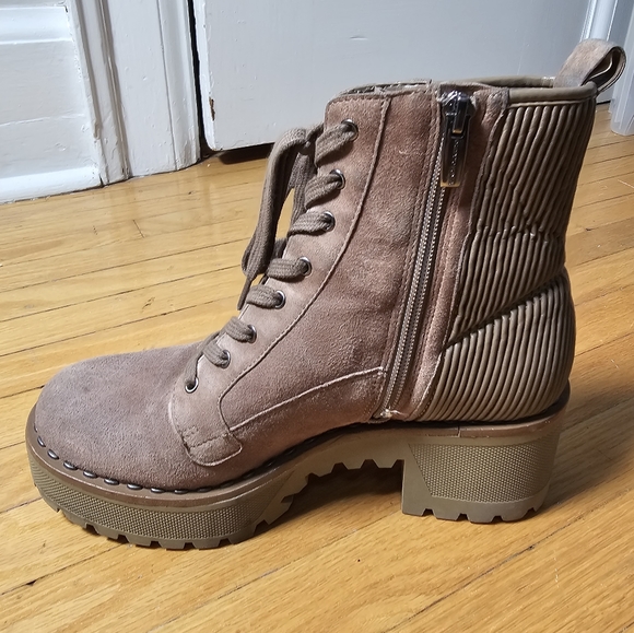 Suede Comabt Boots - Picture 4 of 12